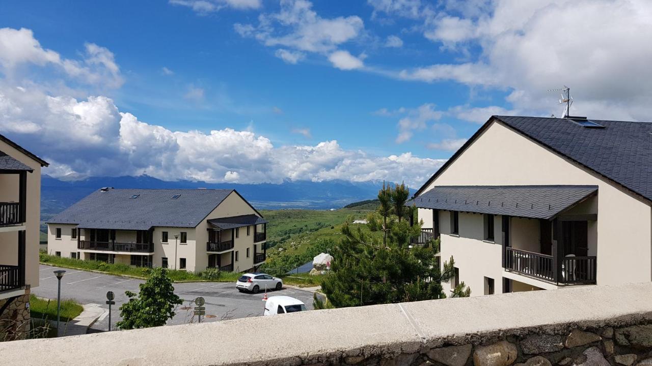Charmant studio face aux Pyrénées Font Romeu Exterior foto