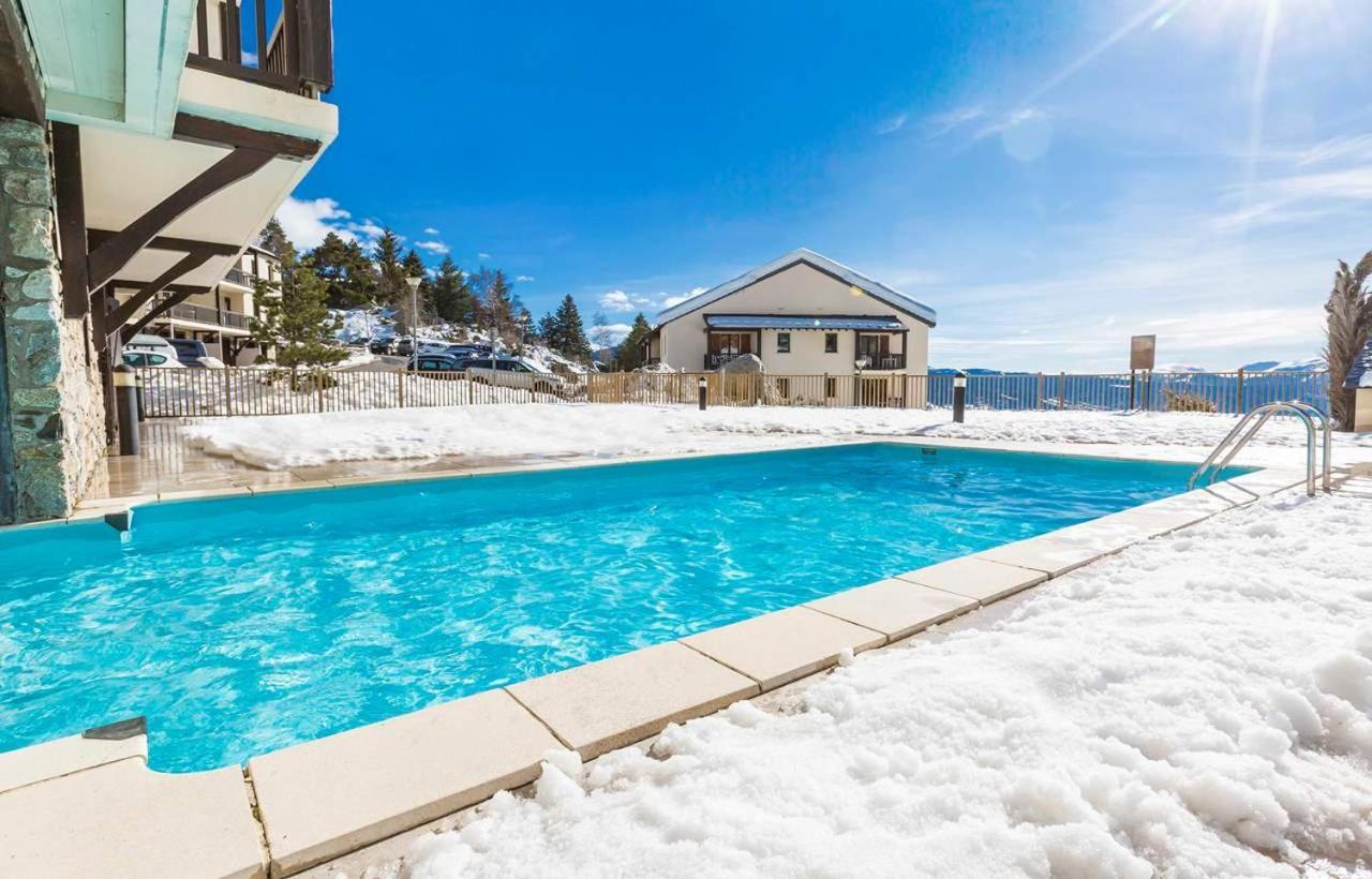Charmant studio face aux Pyrénées Font Romeu Exterior foto